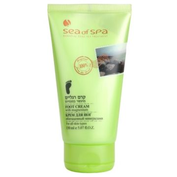 Sea of Spa Essential Dead Sea Treatment crema de picioare cu minerale din Marea Moartă