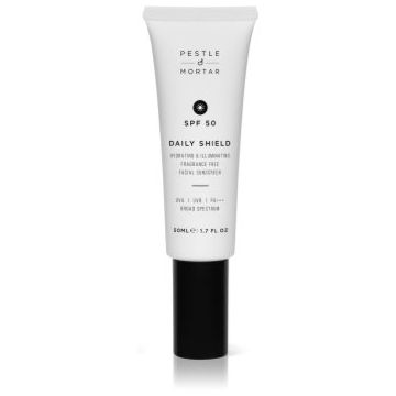 Pestle & Mortar Daily Sheild crema de protectie iluminatoare SPF 50