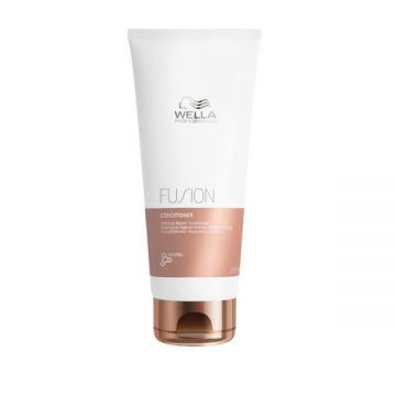 Balsam de Reparare pentru Par Deteriorat - Wella Professionals Fusion, 200 ml