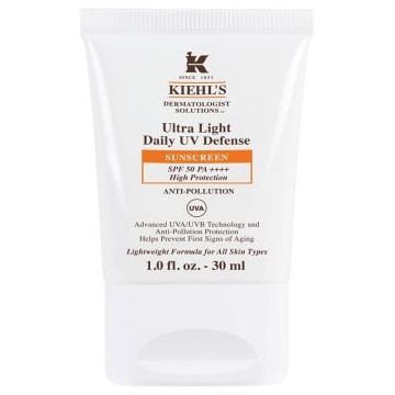 Kiehl's Ultra Light Daily UV Defense lichid protector ultra ușor pentru toate tipurile de ten, inclusiv piele sensibila