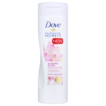 Dove Nourishing Secrets Glowing Ritual lapte de corp